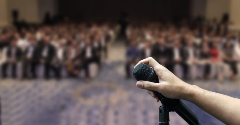 Mastering the Mic: Your Blueprint to Overcome Public Speaking Anxiety